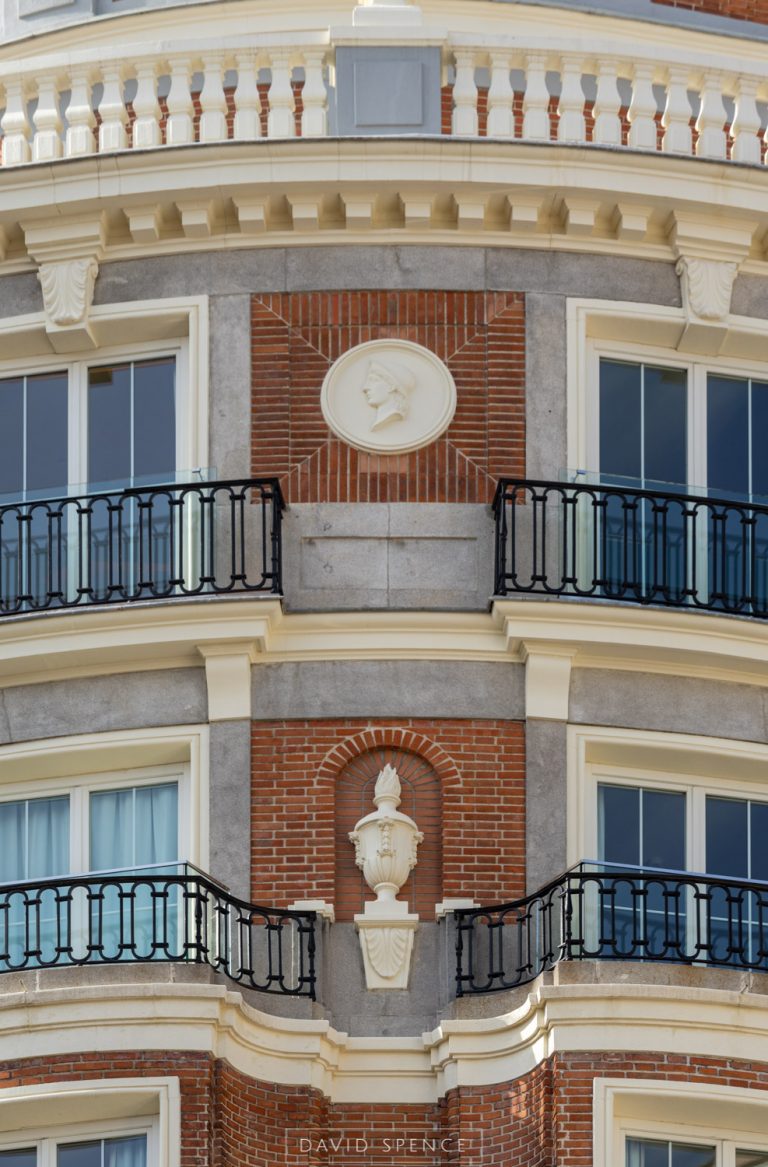 Detalle Balcón y decoración