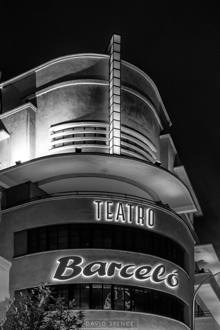 Teatro Barceló Blanco y Negro